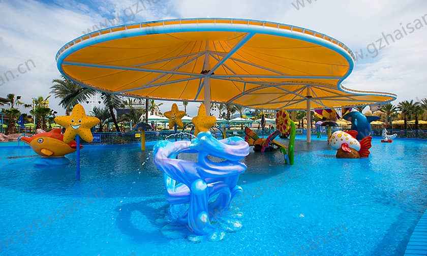 浙江宁波大目湾阿拉的海水上乐园小谐游乐场戏水小品