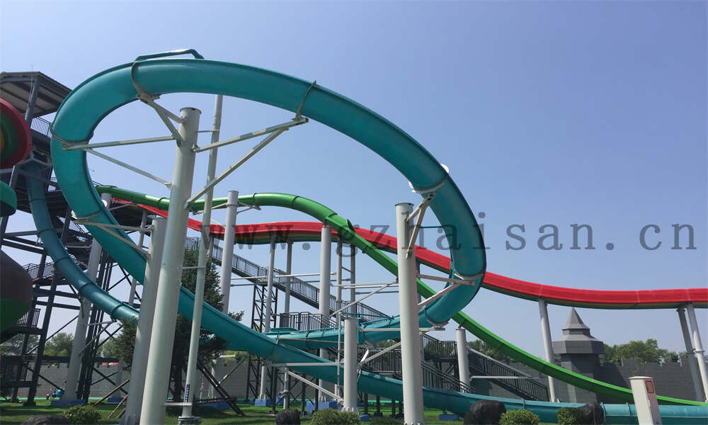 水上乐园设计的游客观景区如何提供美景？