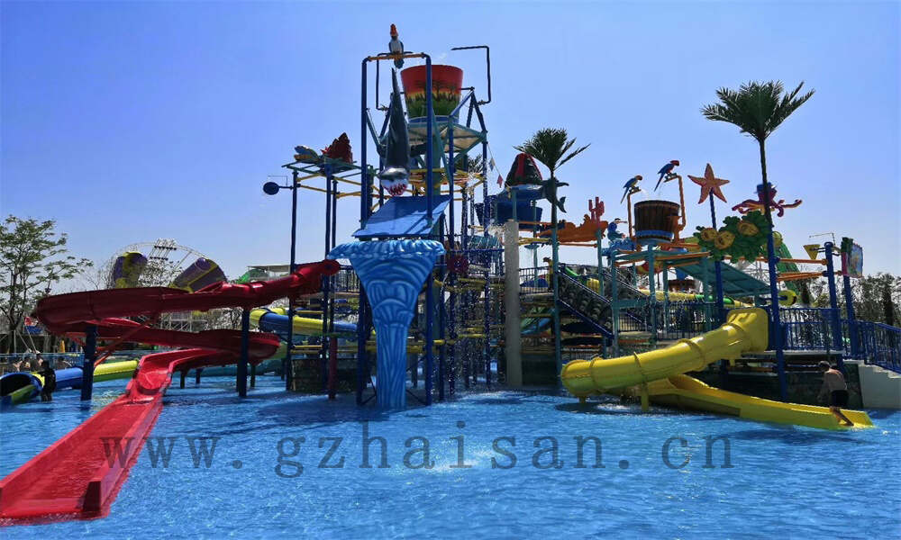 水上乐园设计的音响和灯光效果如何提升氛围？